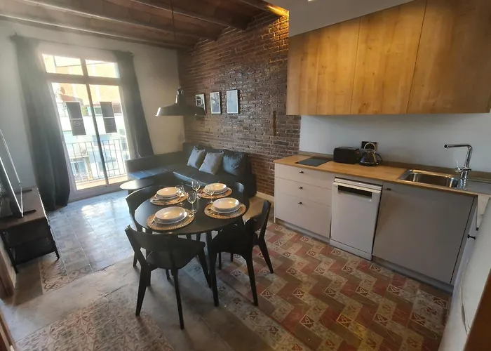 Two Bedrooms Bright Center Apartment Barcelona